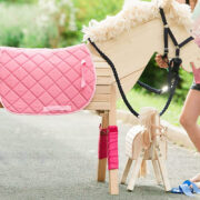 Trädgårdshästar - stora trähästar för lek